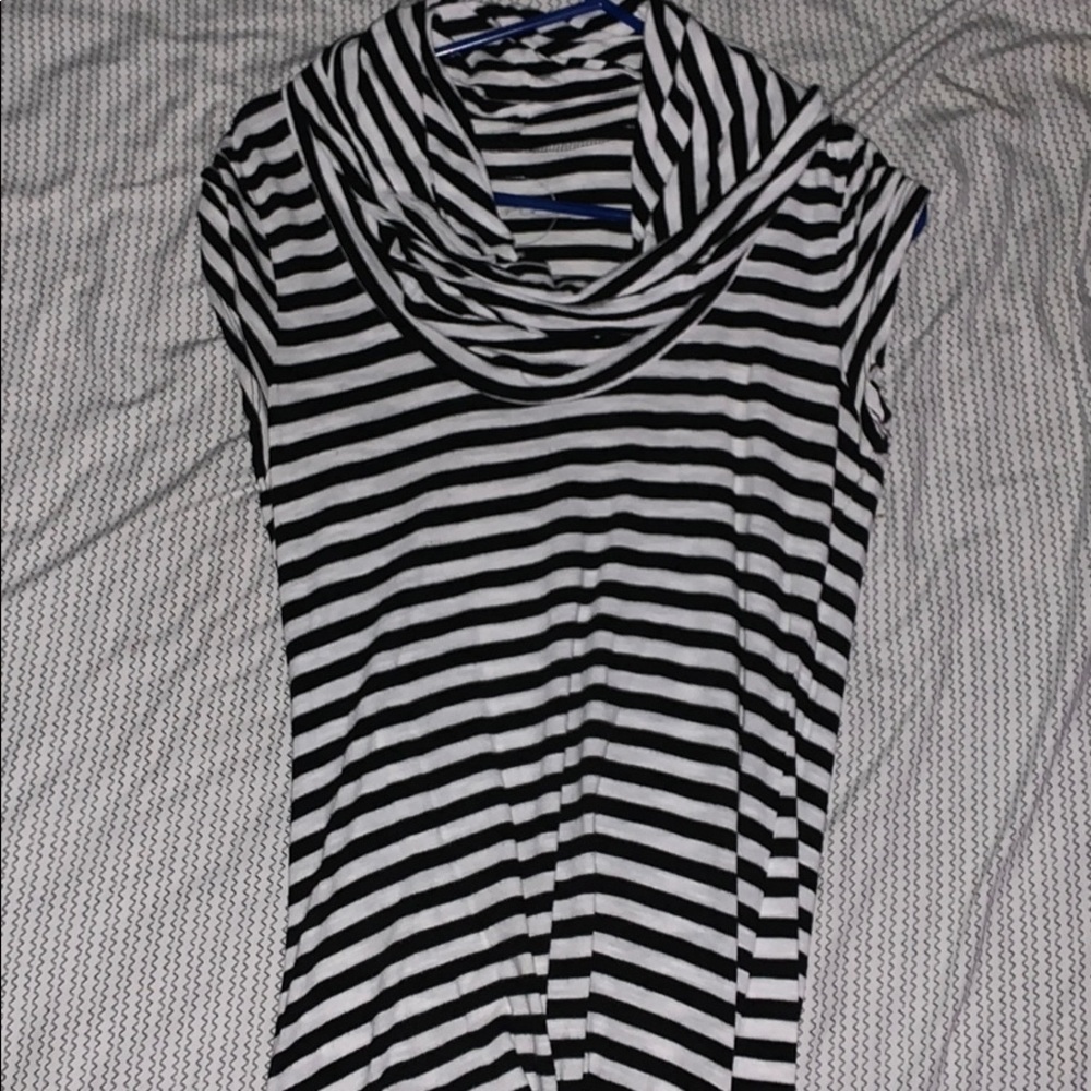 Black and white tank top